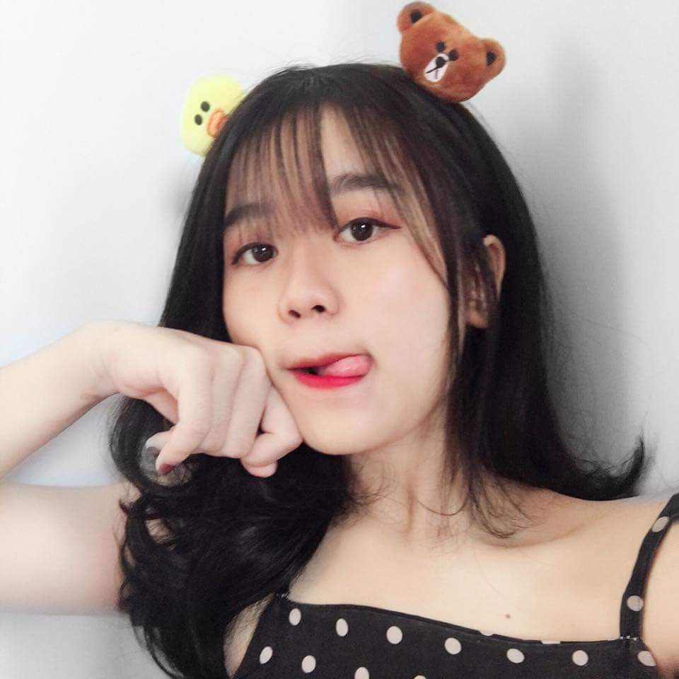 Khám Phá Vẻ Đẹp Quyến Rũ Qua Gái Đẹp Đeo Kính Bật Mí Bí Quyết Tạo Nên Những Bức Hình Ấn Tượng Và Thu Hút