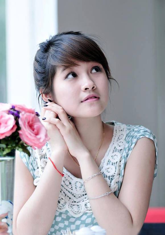 Vẻ Đẹp Vượt Thời Gian Khám Phá Ý Nghĩa Và Ảnh Hưởng Của ‘Anh Gái Xinh Tiktok’ Trong Nét Đẹp Việt Nam