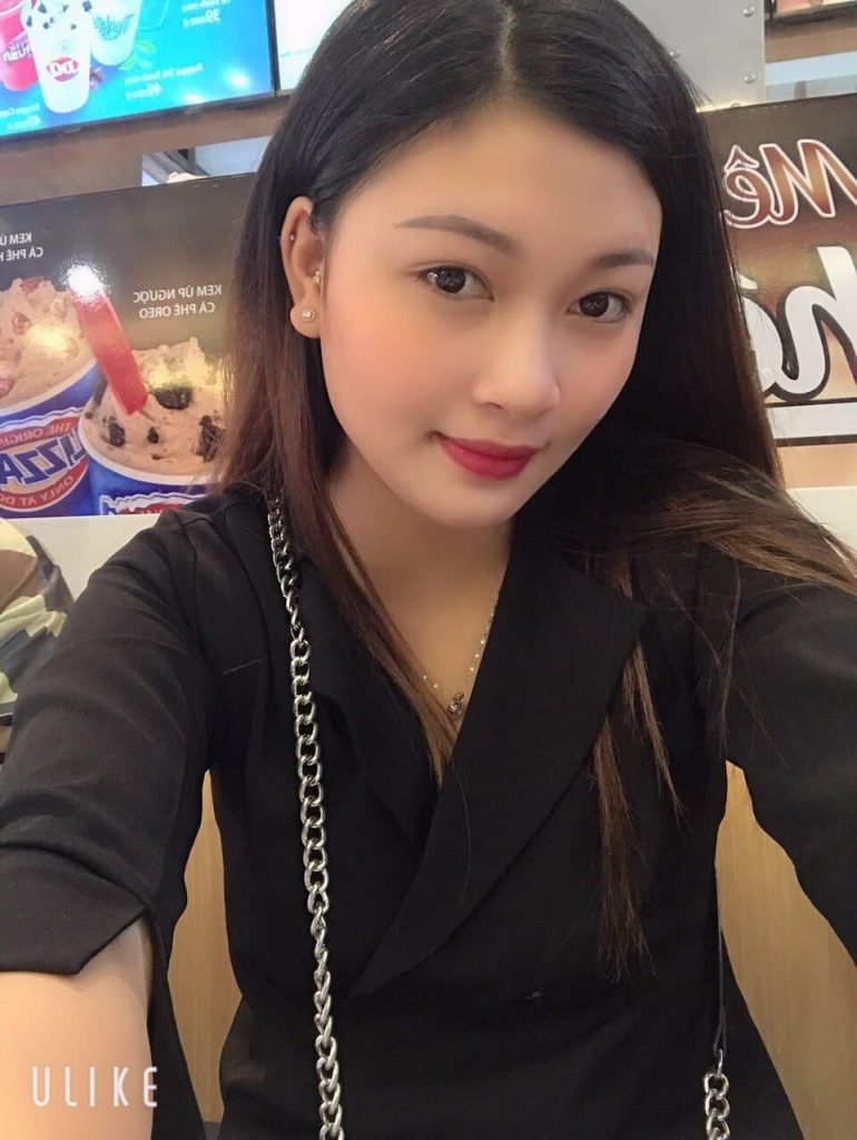 Gái Xinh Mặc Quần Nghệ Thuật, Xã Hội Và Luật Pháp Trong Thế Giới Hiện Đại