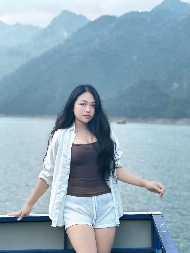 Gái Xinh 17 Vẻ Đẹp Quyến Rũ Và Ảnh Hưởng Vượt Thời Gian Trong Thế Giới Hiện Đại