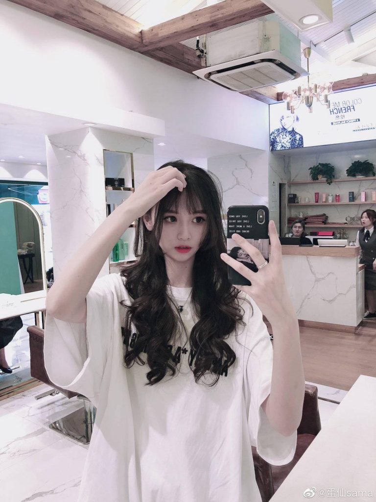 Anh Gái Xinh Lớn Đẹp Vẻ Đẹp Quyến Rũ Và Phong Cách Sáng Trọng Trong Xã Hội Hiện Đại